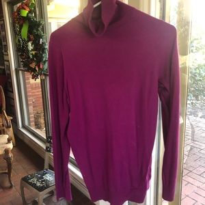 Comfortable Gap Turtleneck